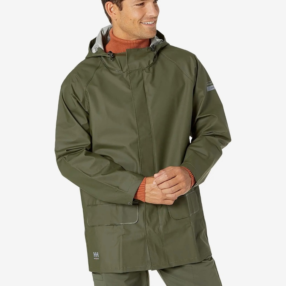 NWT Helly Hansen Mandal Outerwear Jacket in Army Green